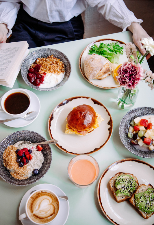 BREAKFAST SET yhdelle / for one 17 €